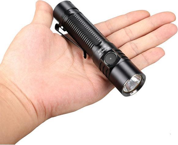 Immagine prodotto Klarus G15 V2, torcia LED da 4200 lumen (batteria ricaricabile inclusa) (4200 lm)