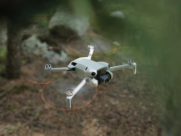 Produktbild DJI Mini 4 Pro (RC-N2) (34 min, 249 g, 48 Mpx)