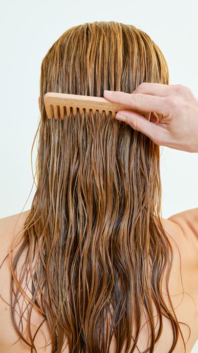Produktbild NIVEA 2in1 Express pH-Balance (250 ml, Flüssiges Shampoo)