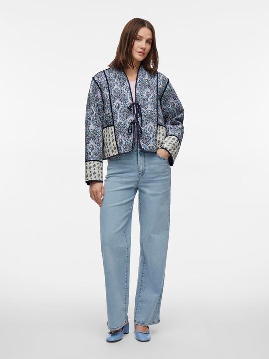 Actual product image Vila Stepp Jacke (42)