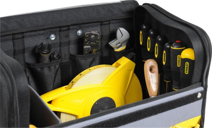 Actual product image Stanley Tool case with wheels (1 pieces)