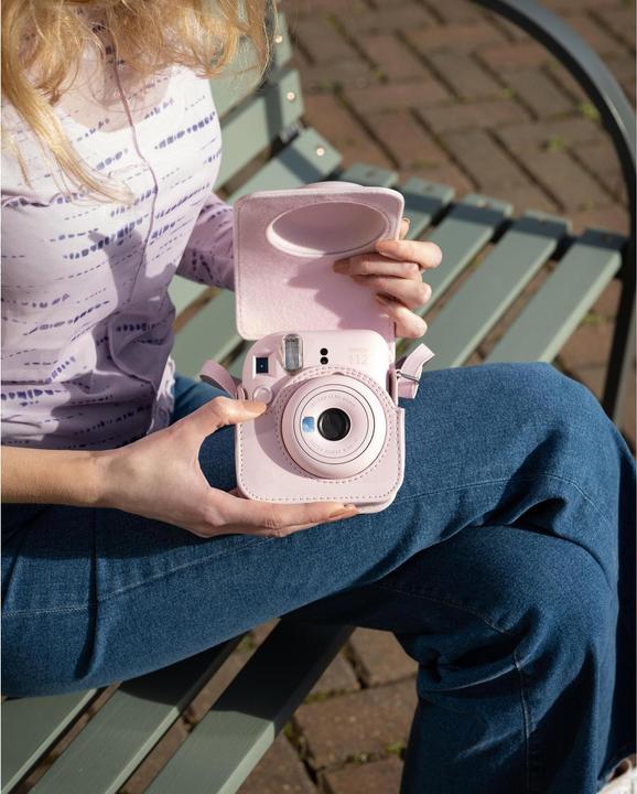 Image du produit Fujifilm instax Mini 12 (Étui pour appareil photo, 1.84 l)