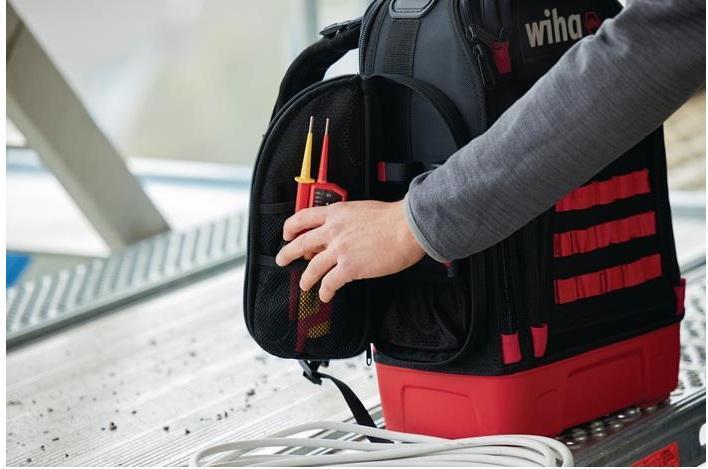 Produktbild Wiha Elektriker Werkzeugrucksack 27tlg Elektriker Grundausstattung stabiler Standboden Laptopfach (28 Teile)