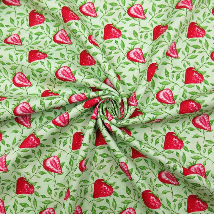 Image du produit Stoffrestposten Coton - fraises sur fond vert - quantité minimale de vente : 1 mètre