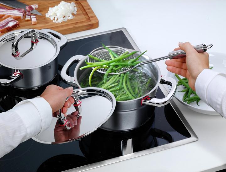 Produktbild WMF Fleischtopf PREMIUM ONE silberfarben (16 cm, Kochtopf, Edelstahl)