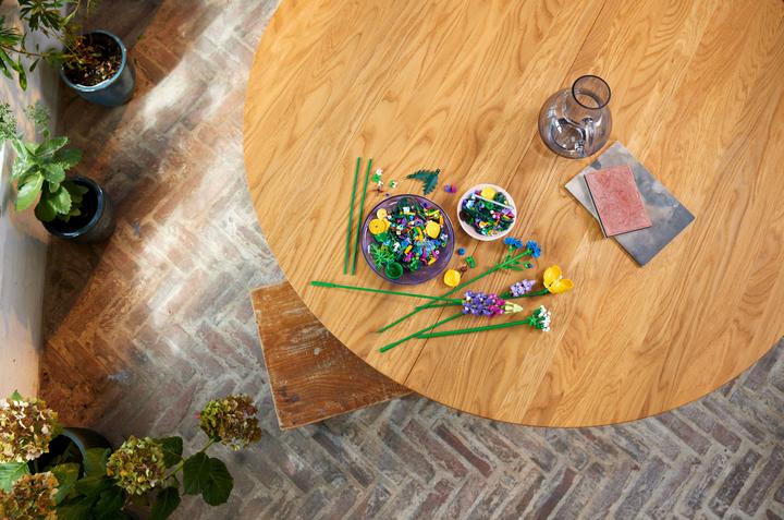 Actual product image LEGO Wildflower Bouquet (10313, LEGO Icons, LEGO Botanical)