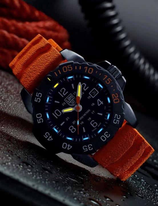 Produktbild Luminox Navy Seal XS.3253.CBNSF.SET (Lünette drehbar links, 44 mm)