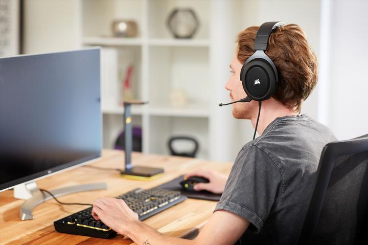 Produktbild Corsair HS60 Pro (Kabelgebunden)