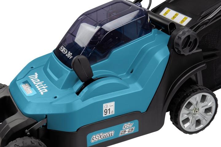 Actual product image Makita DLM382PT2 (Rechargeable battery operated)
