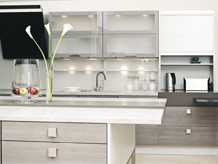 Produktbild Rehau RAUVOLET metallic line Rollladenset, KB 600mm, Kunststoff/Alu eloxiert (1 Stk.)