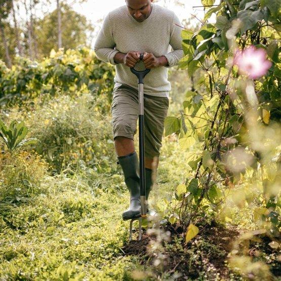 Image du produit Fiskars Fourche de jardinage ergonomique (avec des lignes forfaitaires)