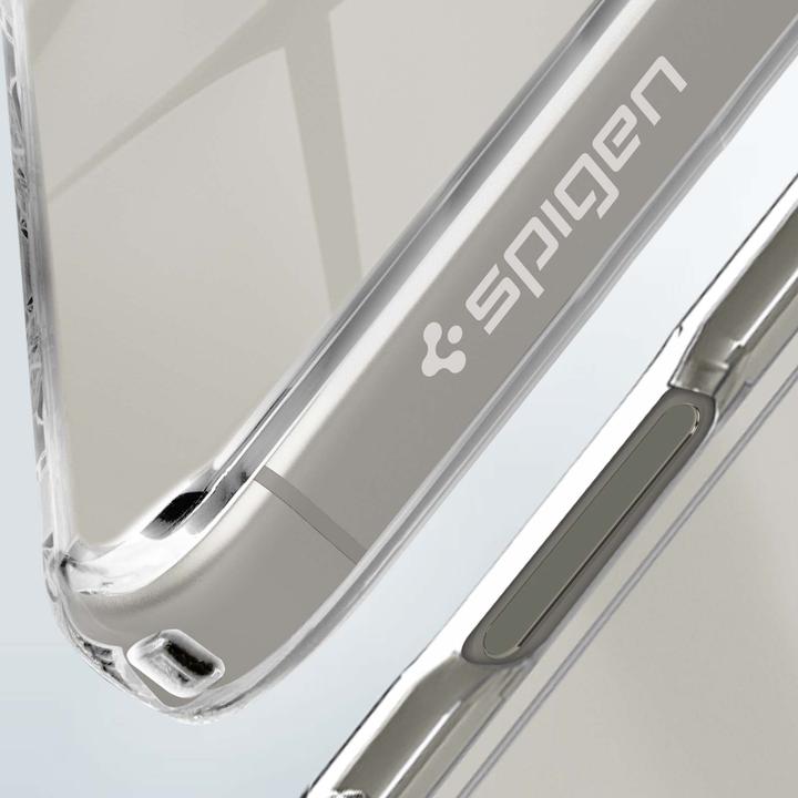 Actual product image Spigen Ultra Hybrid (Apple iPhone 16 Pro)