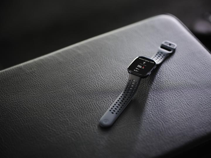 Actual product image Amazfit Bip 6 (46.30 mm)