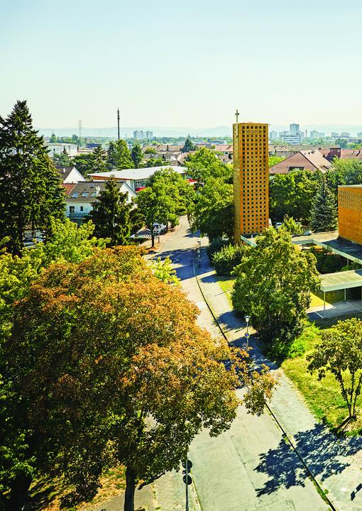 Immagine prodotto Piazza Spinelli (Tedesco, Christopher Dell, Sally Below, 2024)
