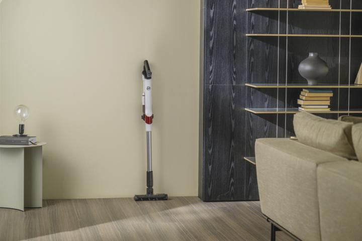 Actual product image Hoover HF202H 011 - HF2 Home 2 Batteries