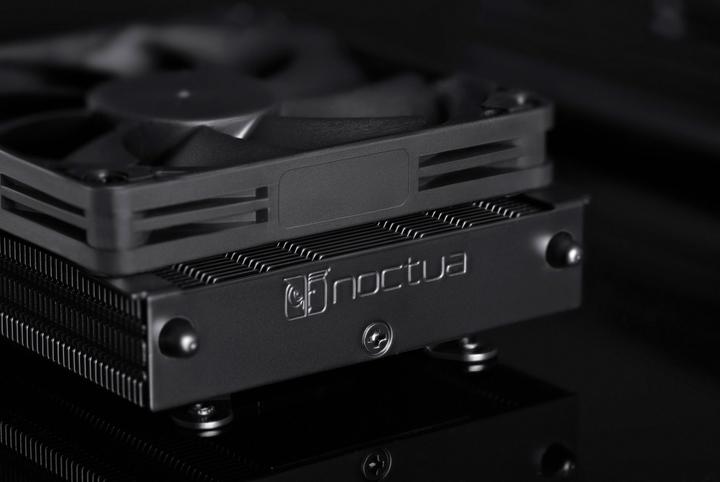 Actual product image Noctua NH-L9a-AM5 Chromax (37 mm)