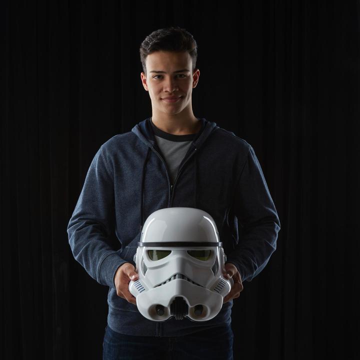 Actual product image Hasbro Star Wars Black Series Helmet