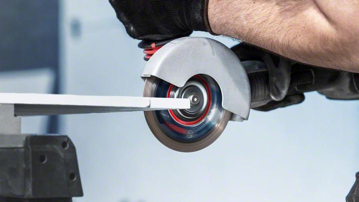 Actual product image Bosch Professional Zubehör EXPERT HardCeramic diamond cutting discs, 125 x 22.23 x 1.4 x 10 mm