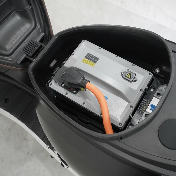 Produktbild ecoro Syra 90SX (95 km/h, 5500 W)
