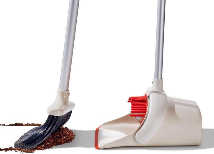 Actual product image OXO Long handle sweeping set (1 pcs.)
