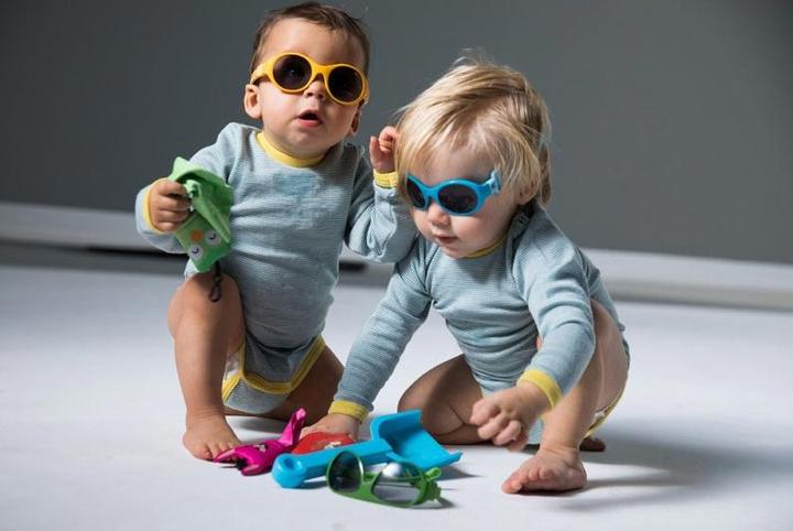 Image du produit Mokki Lunettes de soleil enfants noir 0-2 ans click & change