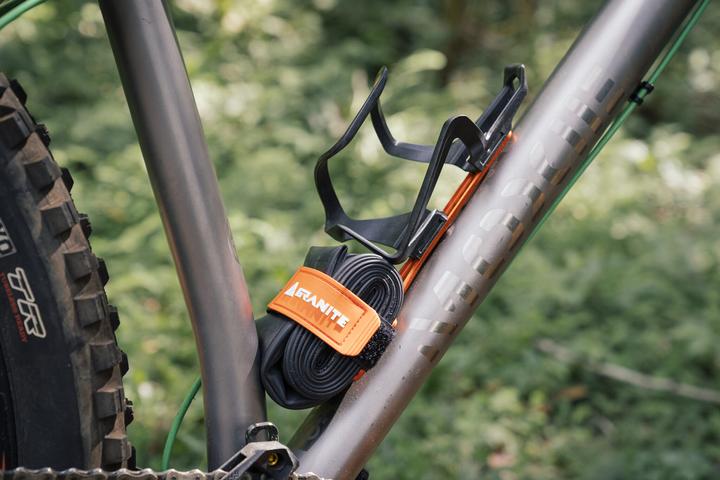 Actual product image Granite Portaledge XE, Bikepacking platform, Placed below bidon, Mounted on bottle cage eyelet, ORAN