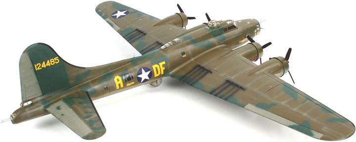 Produktbild Revell Boeing B-17F Memphis Belle