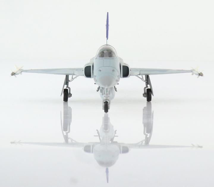 Produktbild Hobby Master Tiger F-5E Airbase Sion 2017 Flugzeugmodell aus Metall 1:72 von mit einigen Anbauteilen