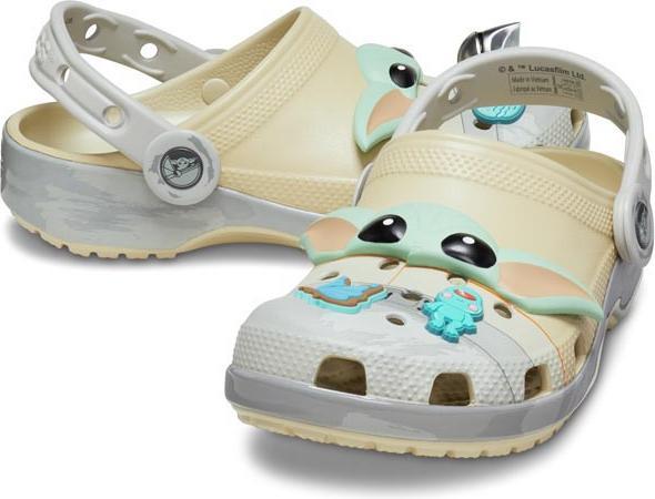 Image du produit Crocs K's Grogu Classic Clog (33)