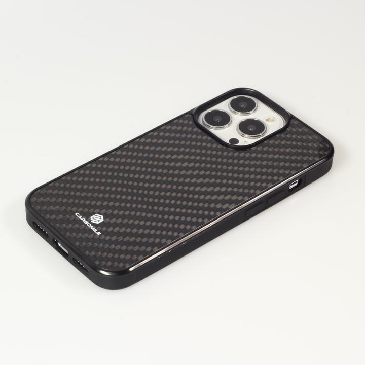 Actual product image Carbomile Hülle Carbon Fiber (Kompatibel mit MagSafe) (Apple iPhone 16 Pro)