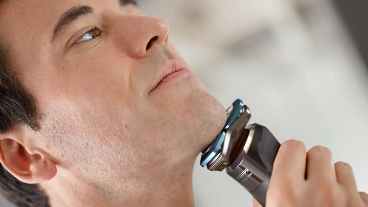 Actual product image Philips Series 7000