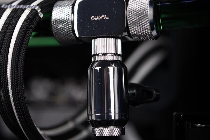 Produktbild Alphacool Eiszapfen 2 Wege Kugelhahn G1/4