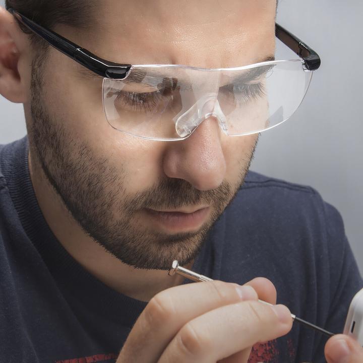 Actual product image InnovaGoods Magnifying glasses