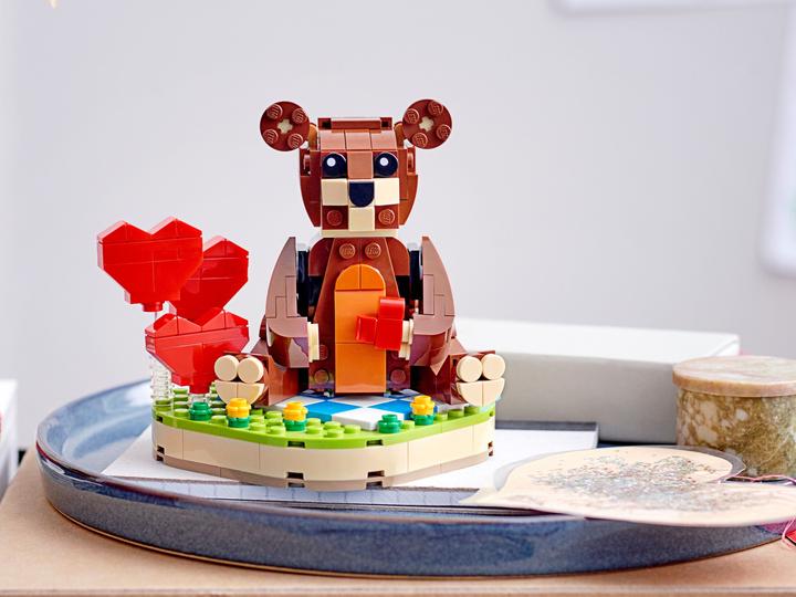 Actual product image LEGO Valentine bear 40462 (40462, LEGO Classic)