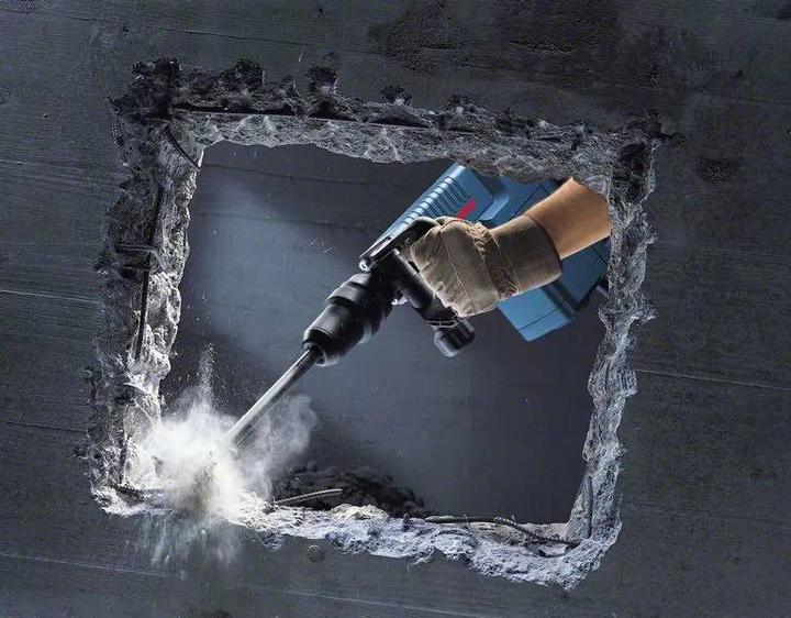 Actual product image Bosch Professional GSH11E (Electrical connection)