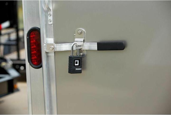 Actual product image Master Lock Padlock 4901EURDLHCC Zinc