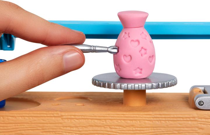 Produktbild Barbie Wellness Kunst- & Kreativ-Atelier