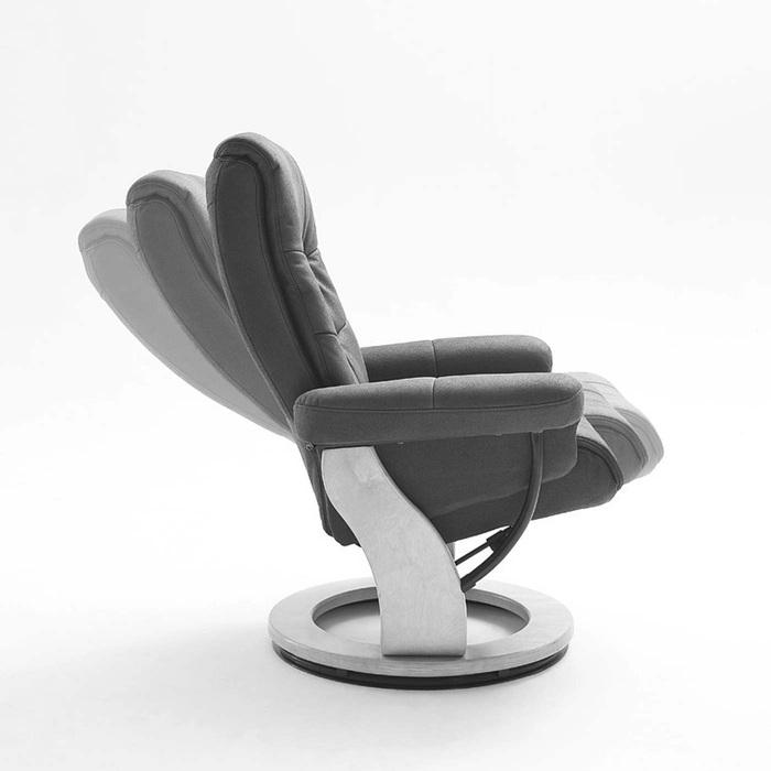 Immagine prodotto Swisshandel24 Poltrona MCA Relax, poltrona TV, poltrona TV sgabello, tessuto finto camoscio nero-marrone