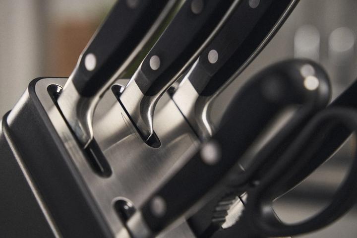 Immagine prodotto Zwilling Ceppo di coltelli autoaffilanti Professional S da 7 pezzi