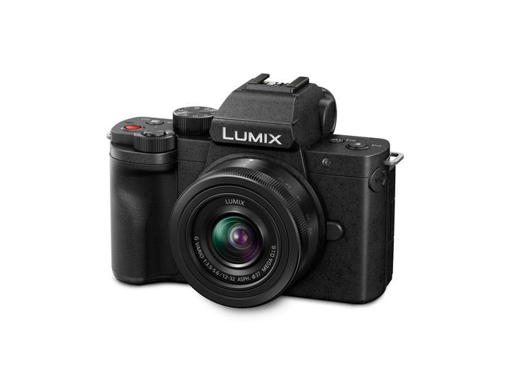 Produktbild Panasonic Lumix G100D + 12-32mm F3.5-5.6 (12 - 32 mm, 20.30 Mpx, 4/3)