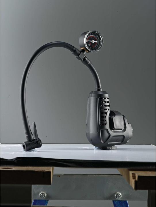 Produktbild Black & Decker MultiEvo MT218K (Akkubetrieb)