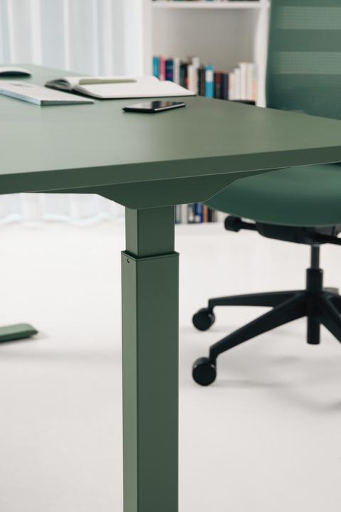 Productafbeelding Topstar E-Table elektrisch in hoogte verstelbaar bureau mintgroen rechthoekig, T-poot frame groen 1 (80 x 68 cm)