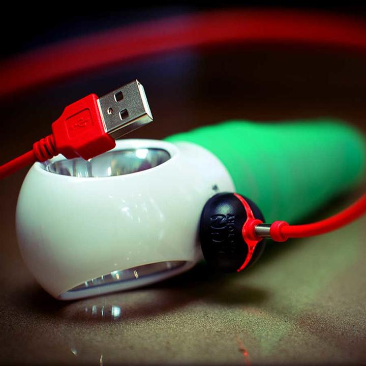 Actual product image Fun Factory USB Magnetic Charger
