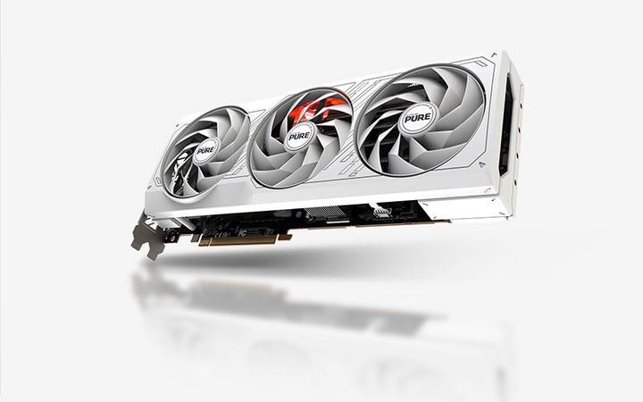Actual product image Sapphire Pure RX 7700 XT (12 GB)