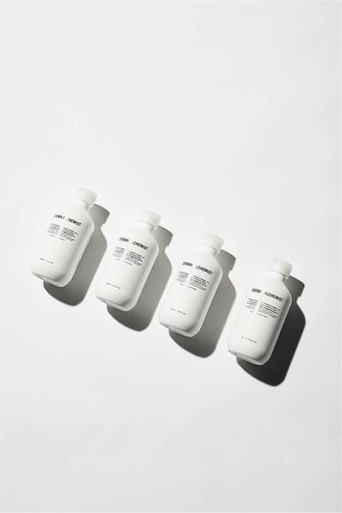 Produktbild Grown Alchemist Hair Strengthening Conditioner 0.2 Panthenol B5, Hydrolized Bao-Bab Protein, Pomegranate (200 ml)