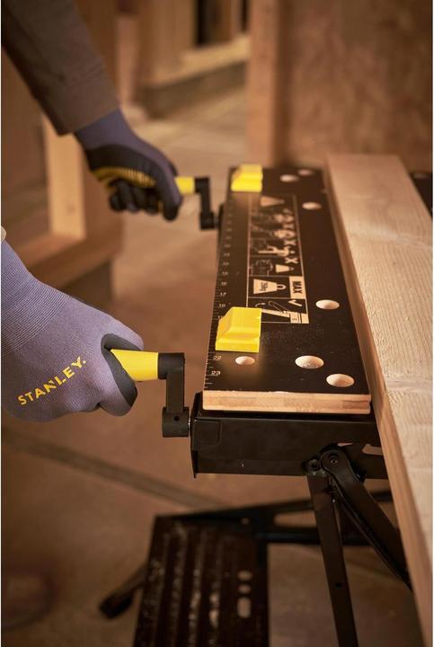 Produktbild Stanley Workmate mit Bambus-Arbeitsplatte und dualer Arbeitshöhe, belastbar bis 250kg (50.50 cm, 54 cm)