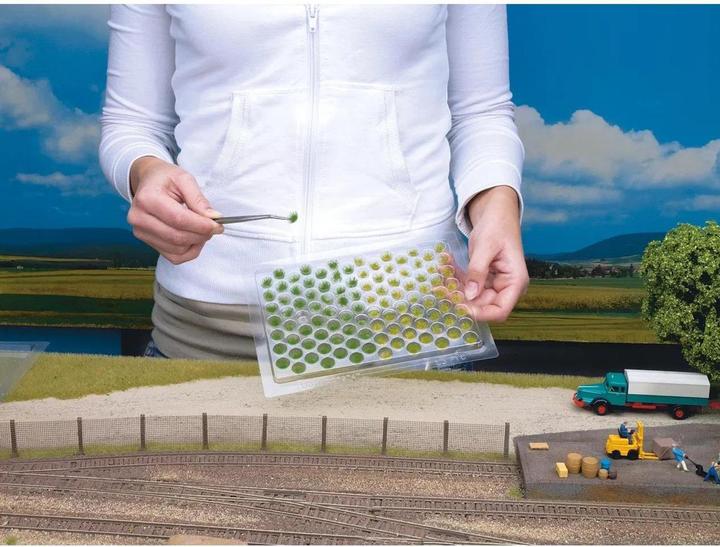 Actual product image Noch Grass tuft 42 pcs