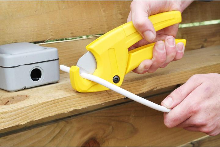 Actual product image Stanley PVC pipe shears (200 mm)