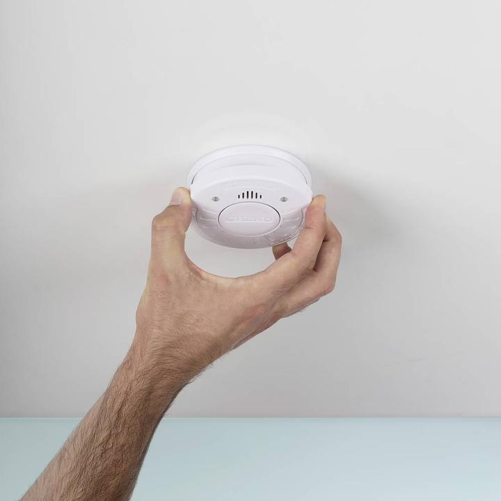 Actual product image Smartwares RM520 smoke detector