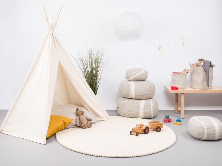 Actual product image Myfelt Linéa felt ball rug (Ø 120 cm)